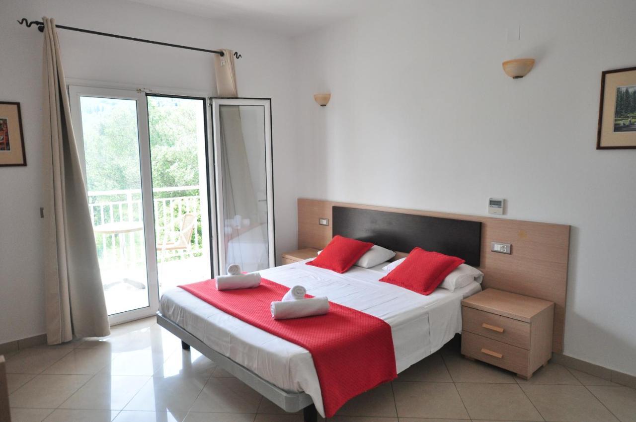 Michelangelo Hotel 4*